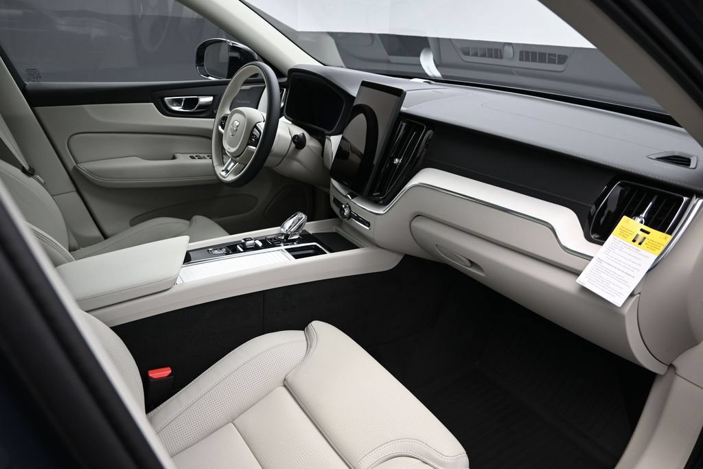 New 2026 Volvo XC60 B5 Ultra w/ Climate Package AWD/4WD image 23