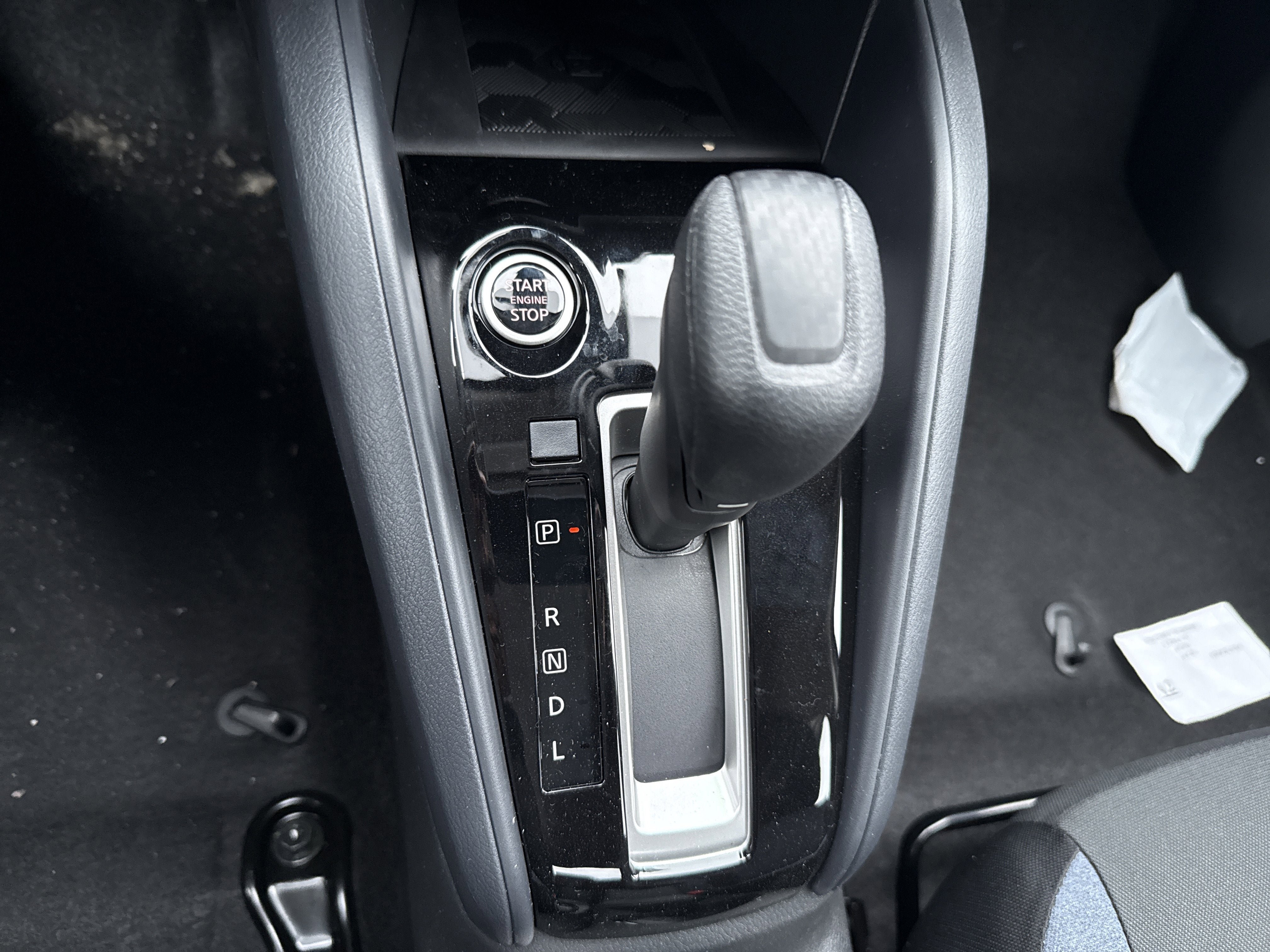 New 2025 Nissan Versa SV w/ Trunk Package FWD image 22