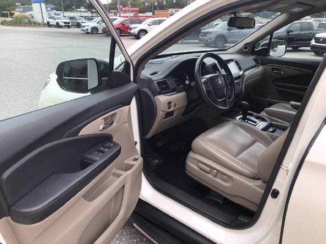 Certified 2018 Honda Pilot EX-L image 13