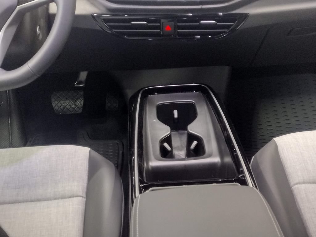 New 2026 Volkswagen ID.4 Pro AWD/4WD image 32