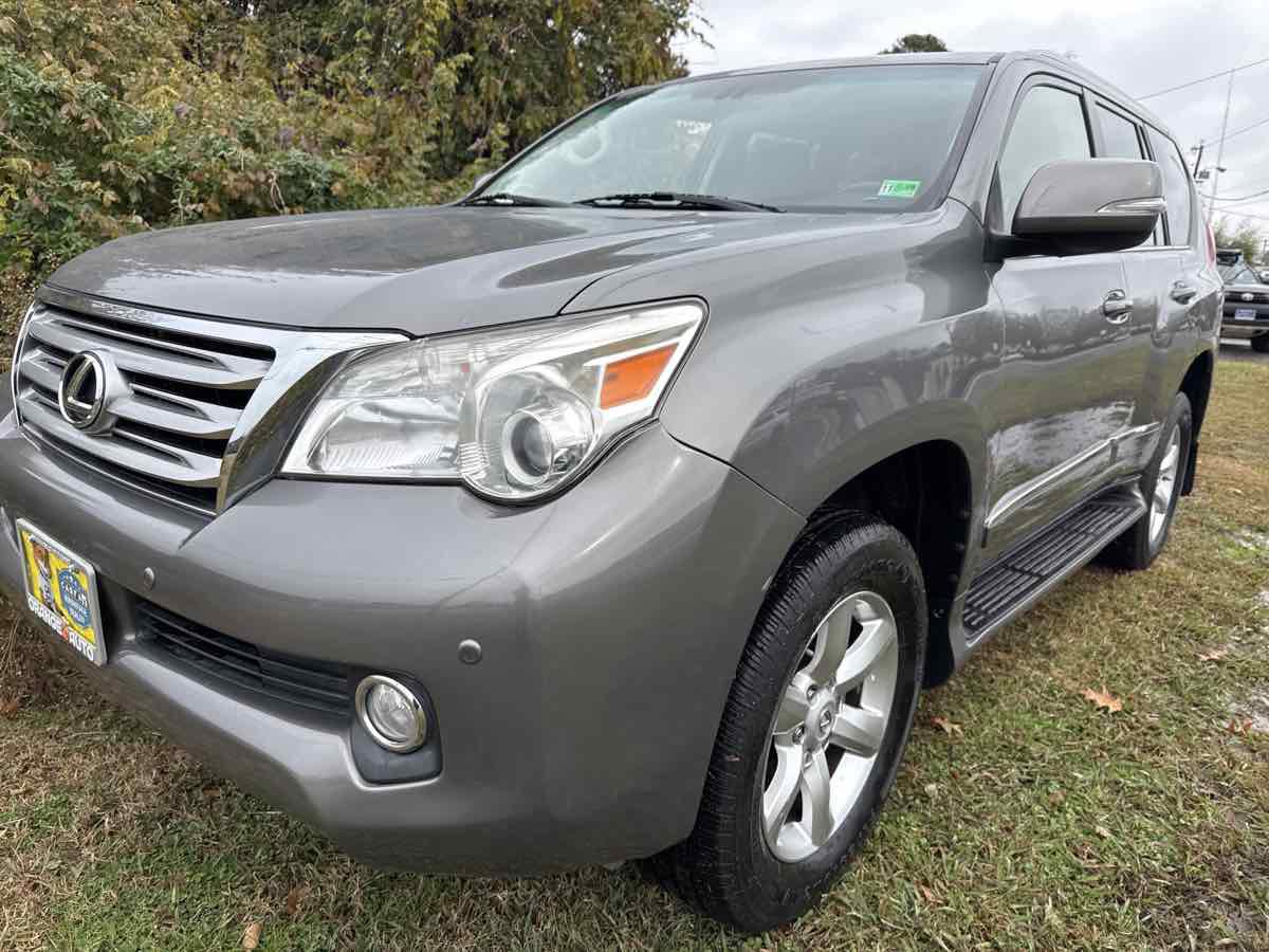 Used 2013 Lexus GX 460 w/ Comfort Plus Pkg image 1