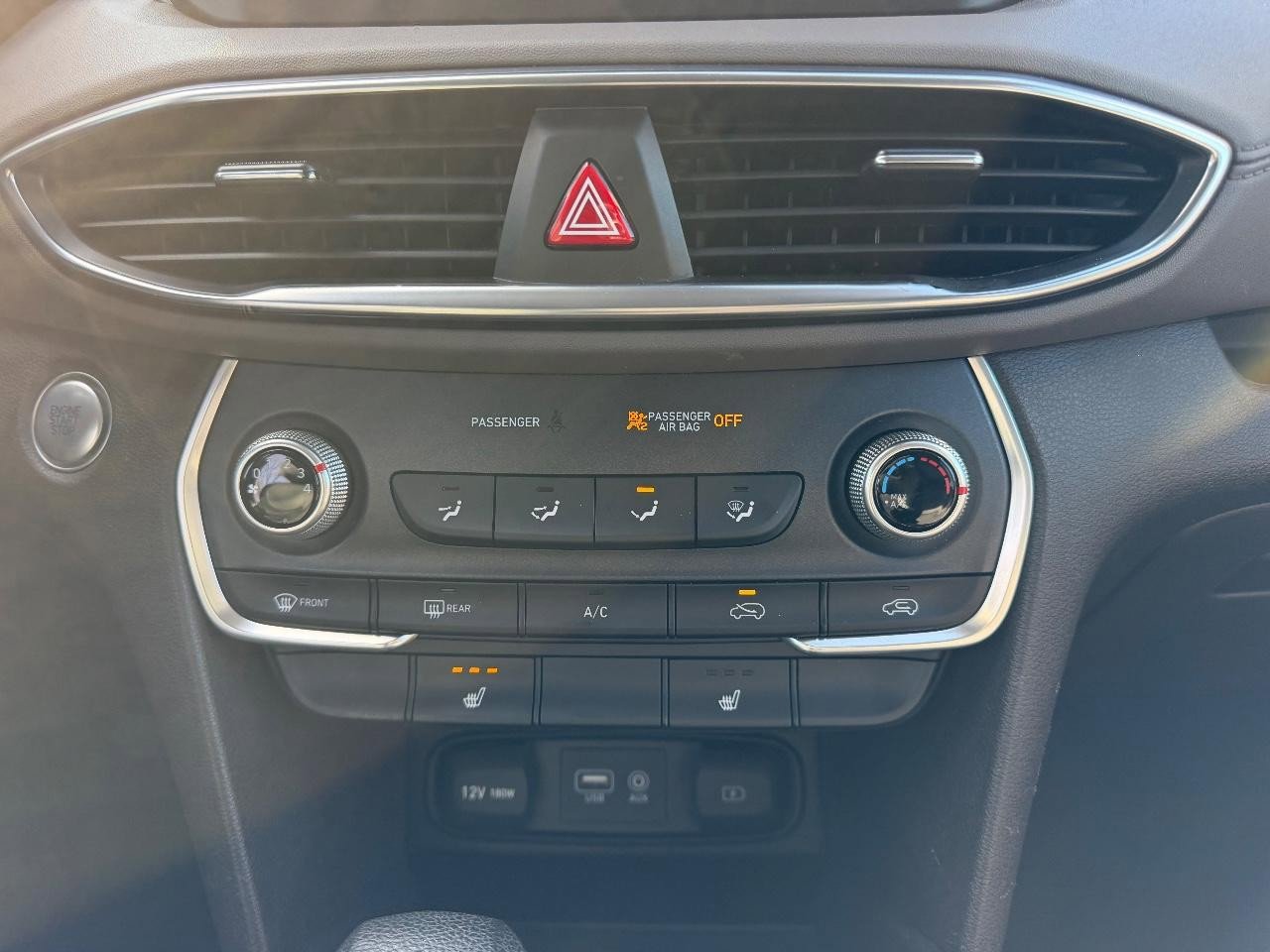 Used 2020 Hyundai Santa Fe SEL image 15