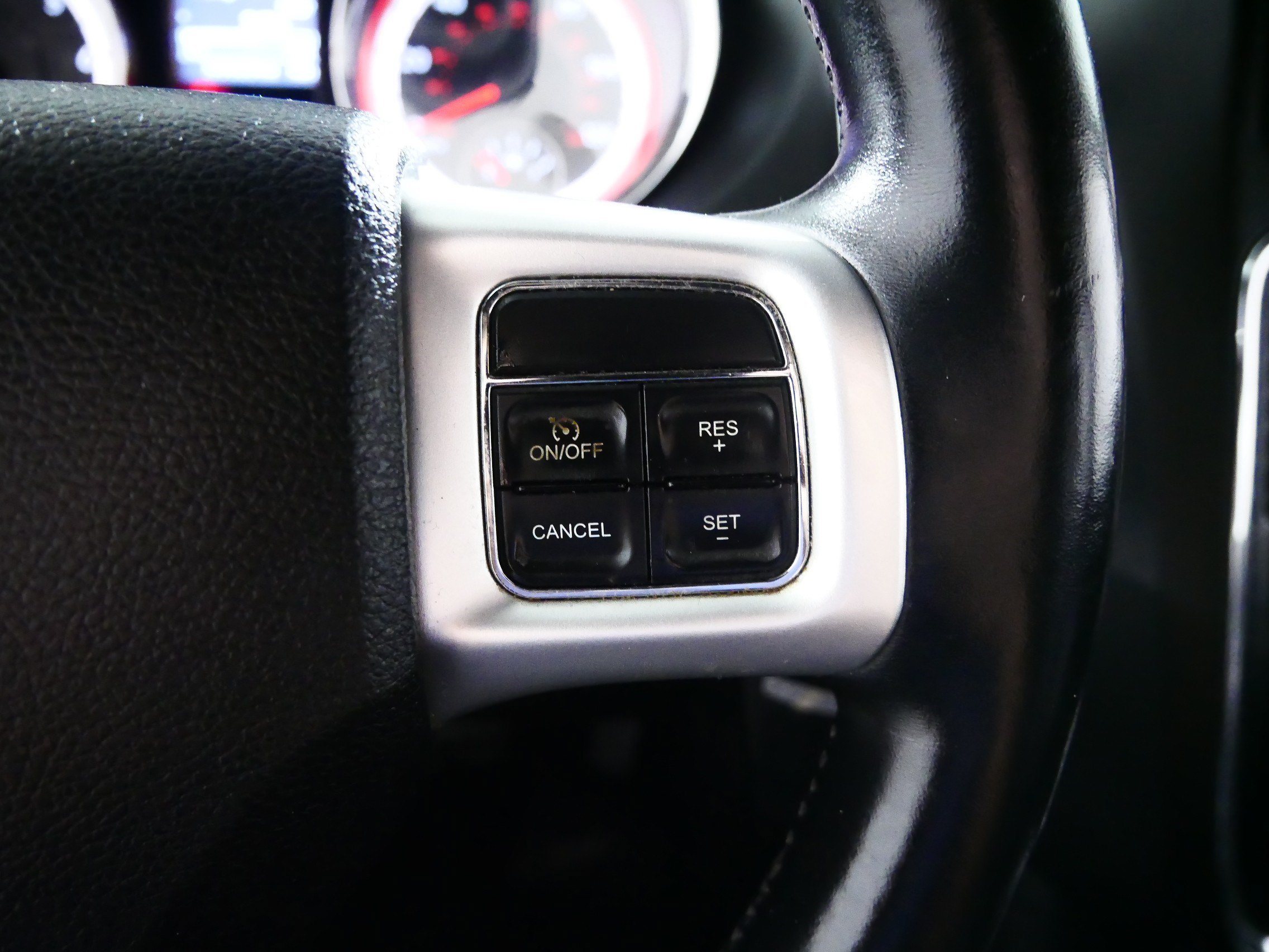 Used 2016 Dodge Grand Caravan R/T w/ Driver Convenience Group FWD image 28