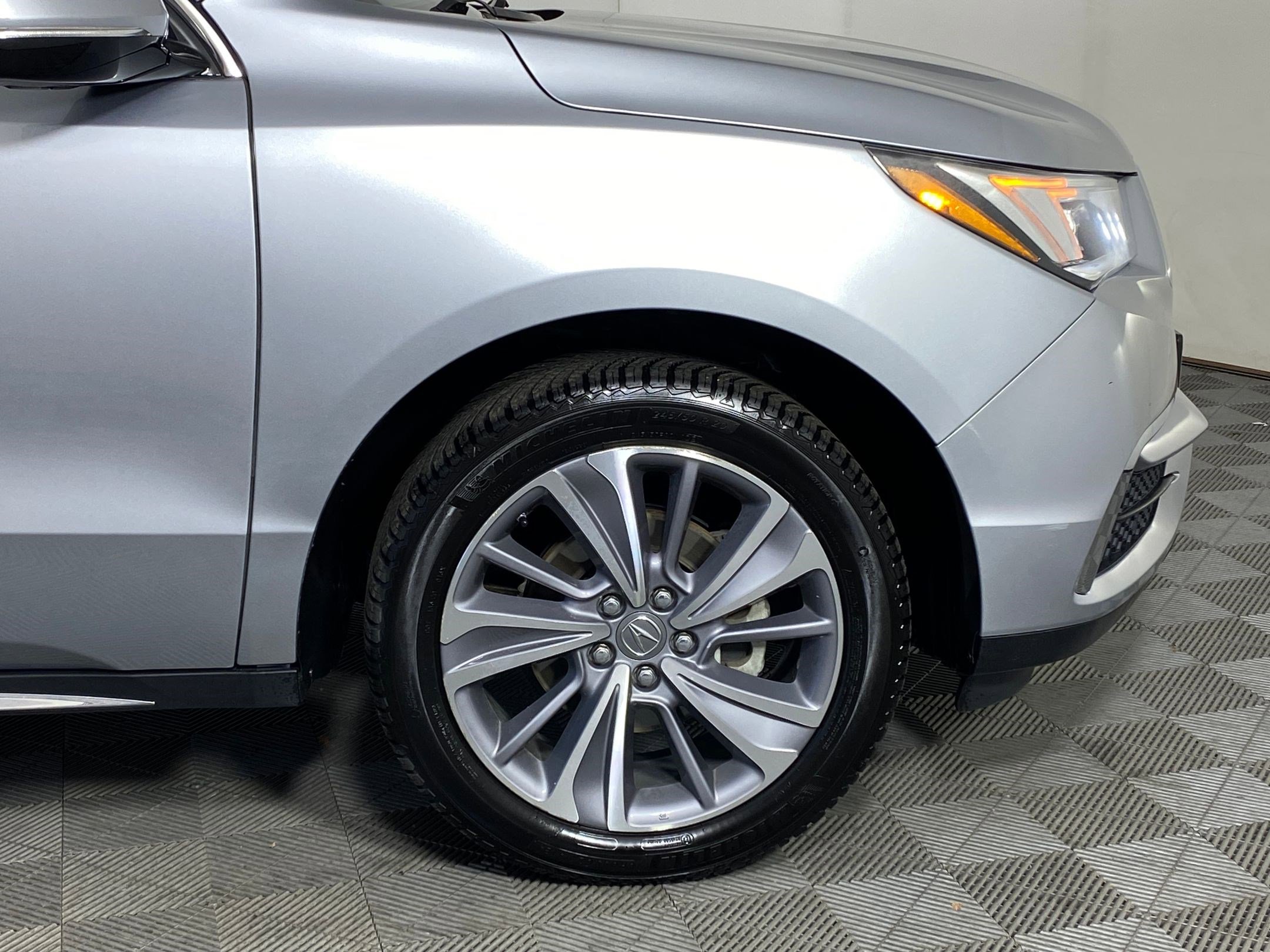 Used 2017 Acura MDX w/ Technology & Entertainment image 11