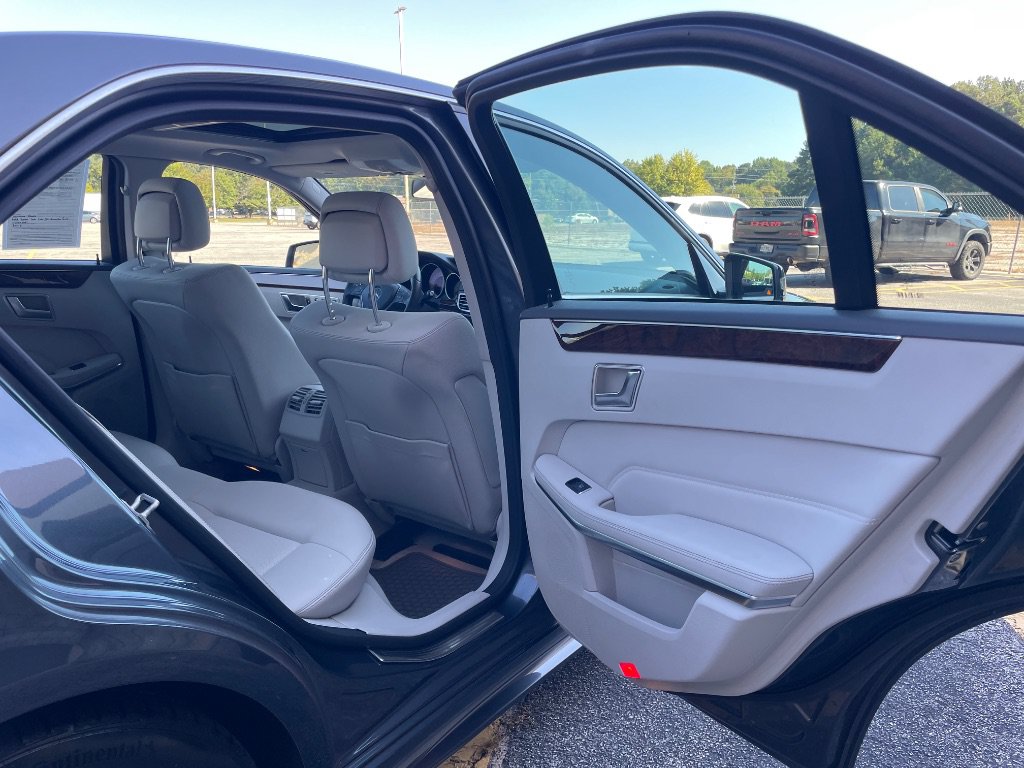 Used 2015 Mercedes-Benz E 350 Sedan w/ Premium 1 Package image 19
