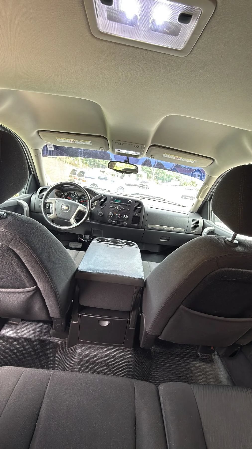Used 2014 Chevrolet Silverado 2500 LT AWD/4WD image 31