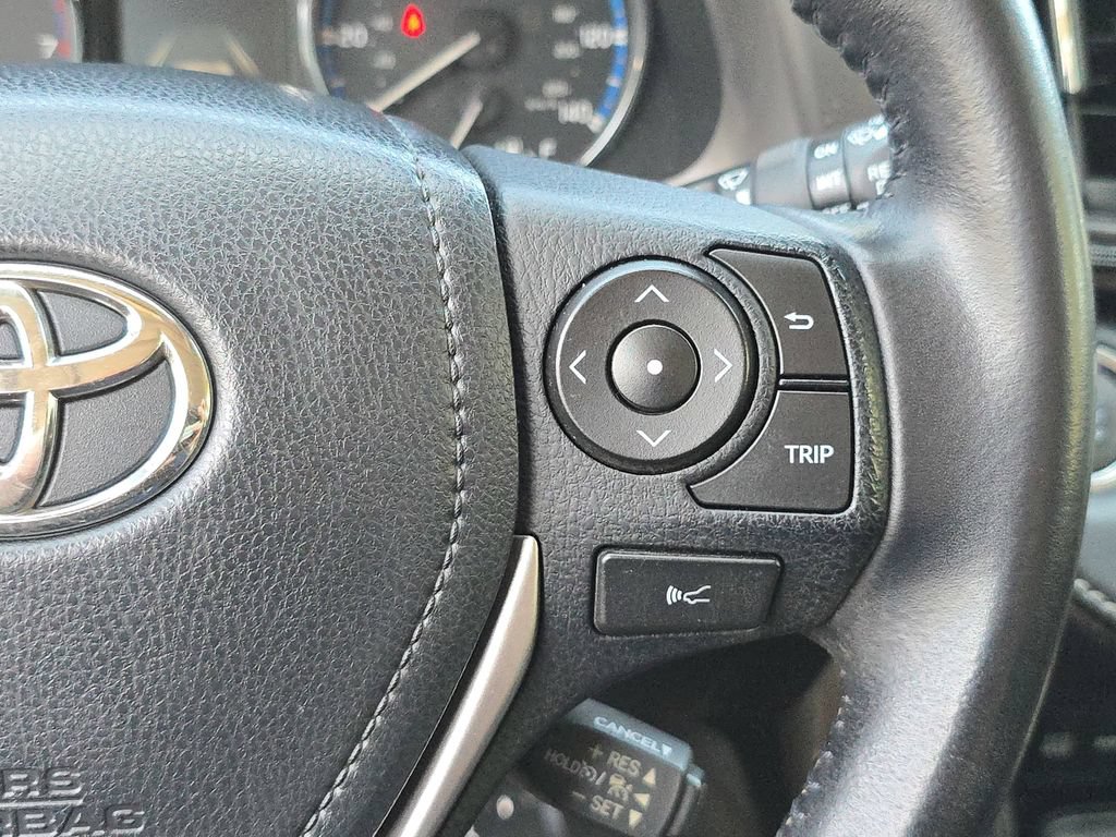 Used 2016 Toyota RAV4 XLE FWD image 24