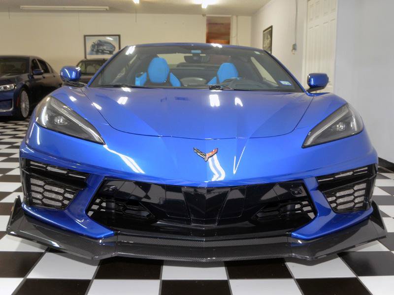 Used 2021 Chevrolet Corvette Stingray Premium Conv w/ Z51 Performance Package RWD image 3