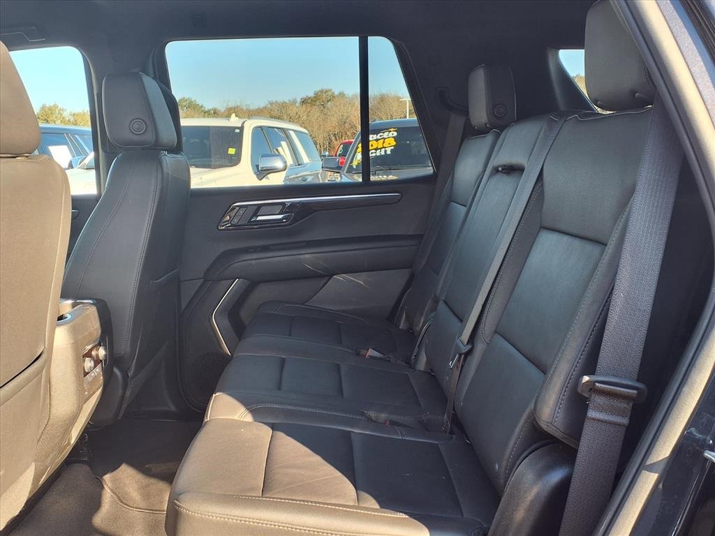 Used 2025 Chevrolet Tahoe LT image 18
