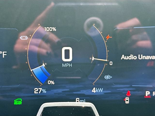 New 2025 Chevrolet Equinox EV RS w/ Active Safety Package 3 AWD/4WD image 16