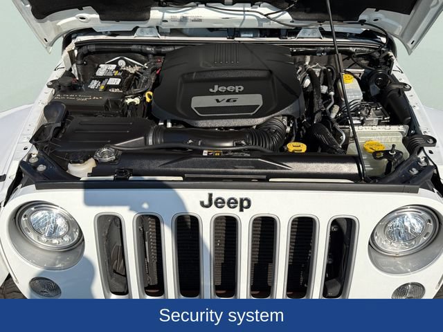 Used 2018 Jeep Wrangler Unlimited Sahara w/ Connectivity Group AWD/4WD image 27