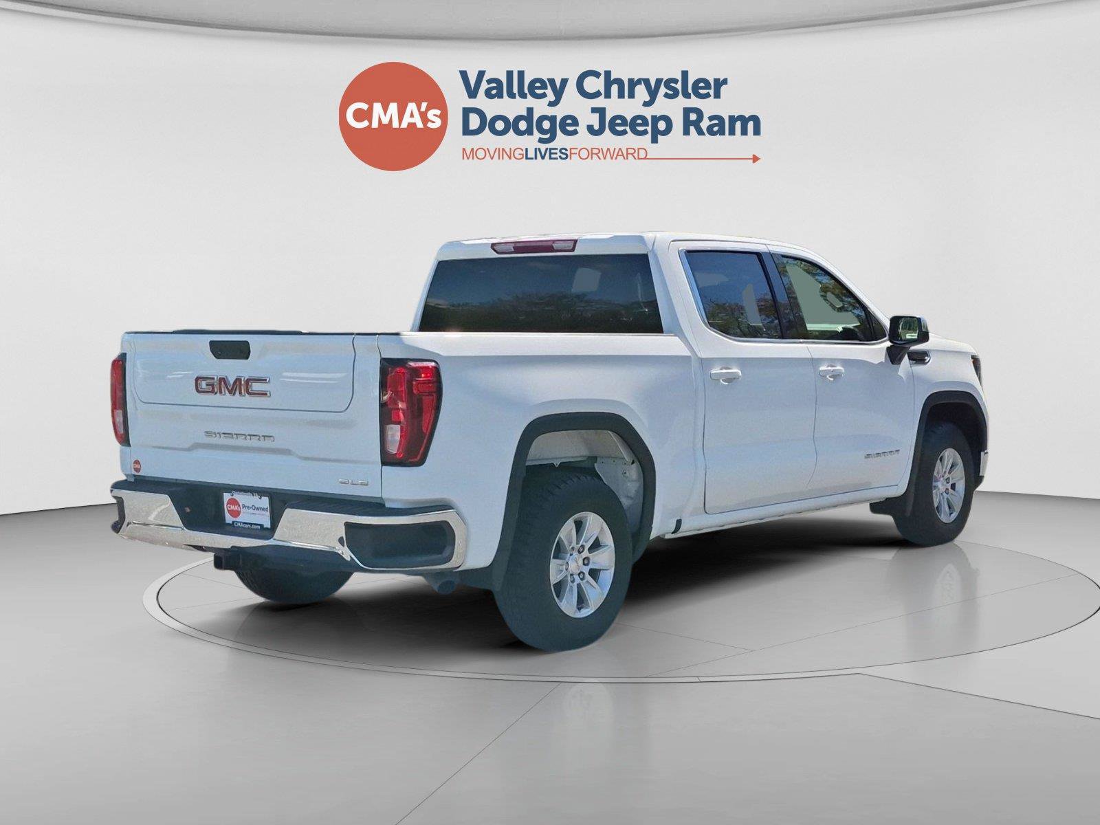 Used 2024 GMC Sierra 1500 SLE AWD/4WD image 5