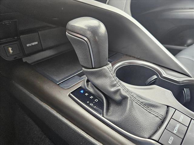 Used 2023 Toyota Camry SE image 12