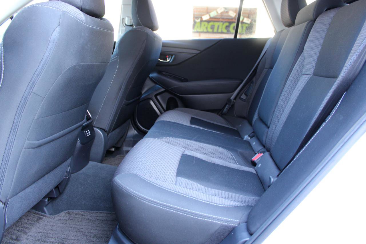 Used 2024 Subaru Outback Premium AWD/4WD image 36