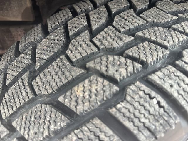 Used 2020 Nissan Frontier SV image 29