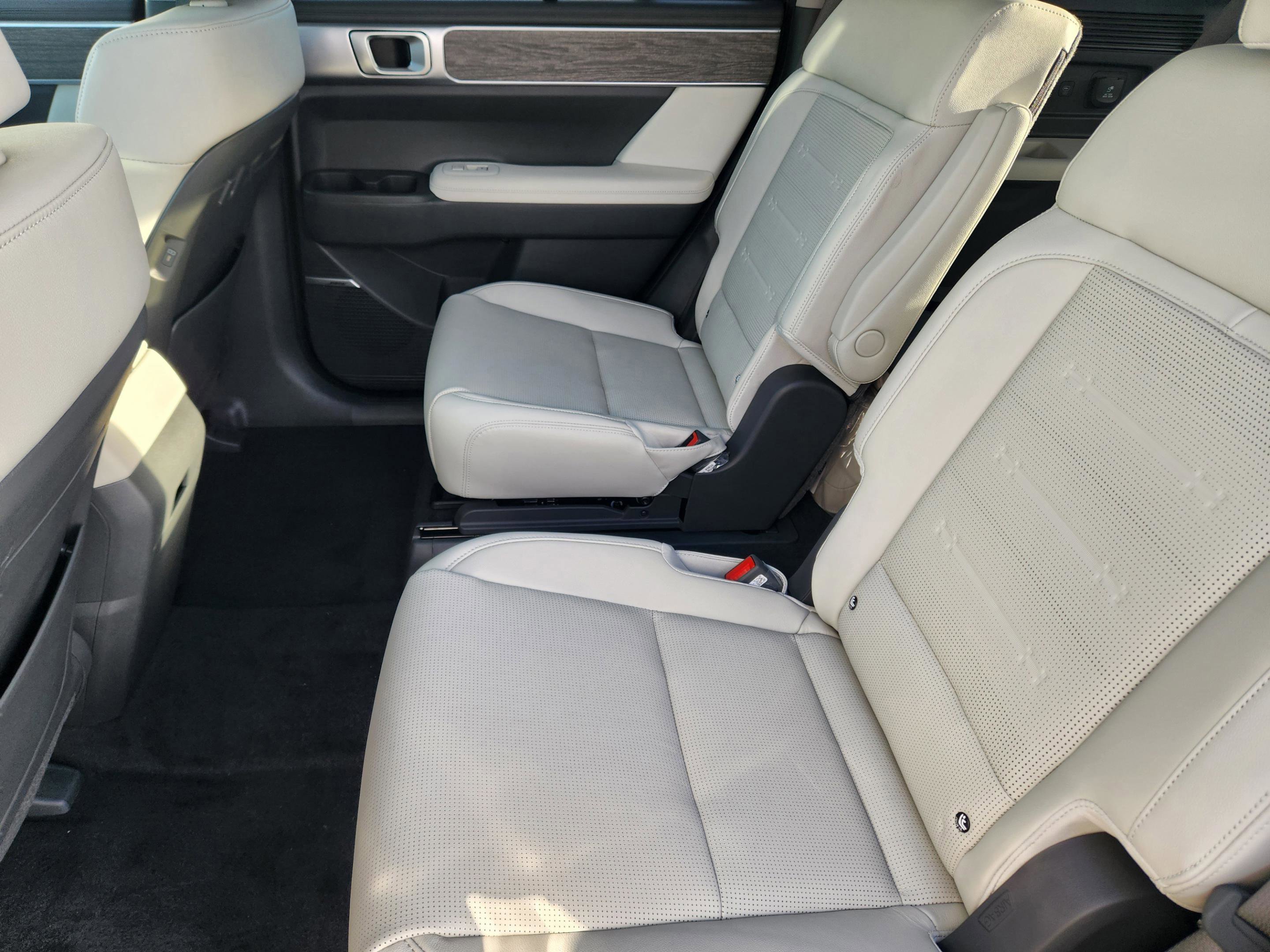 New 2026 Hyundai Santa Fe Limited image 23