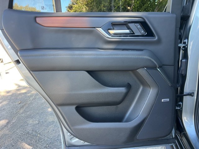 Used 2025 GMC Yukon Denali image 23