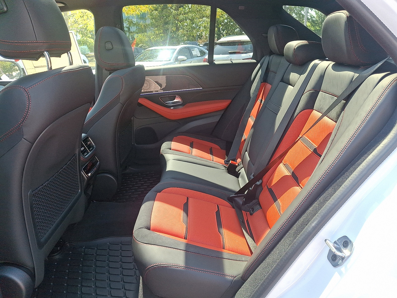 New 2026 Mercedes-Benz GLE 53 AMG 4MATIC image 6