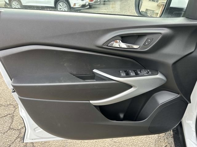 New 2026 Chevrolet Trax LS w/ LS Convenience Package image 8