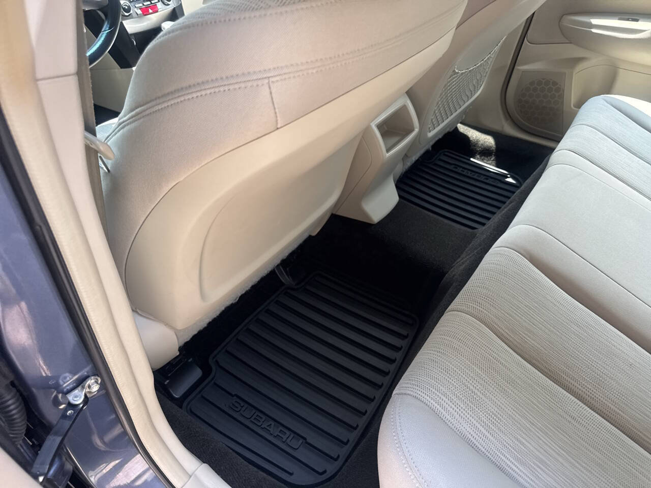 Used 2014 Subaru Outback 2.5i AWD/4WD image 13