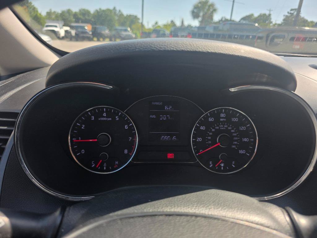 Used 2016 Kia Forte LX FWD image 14