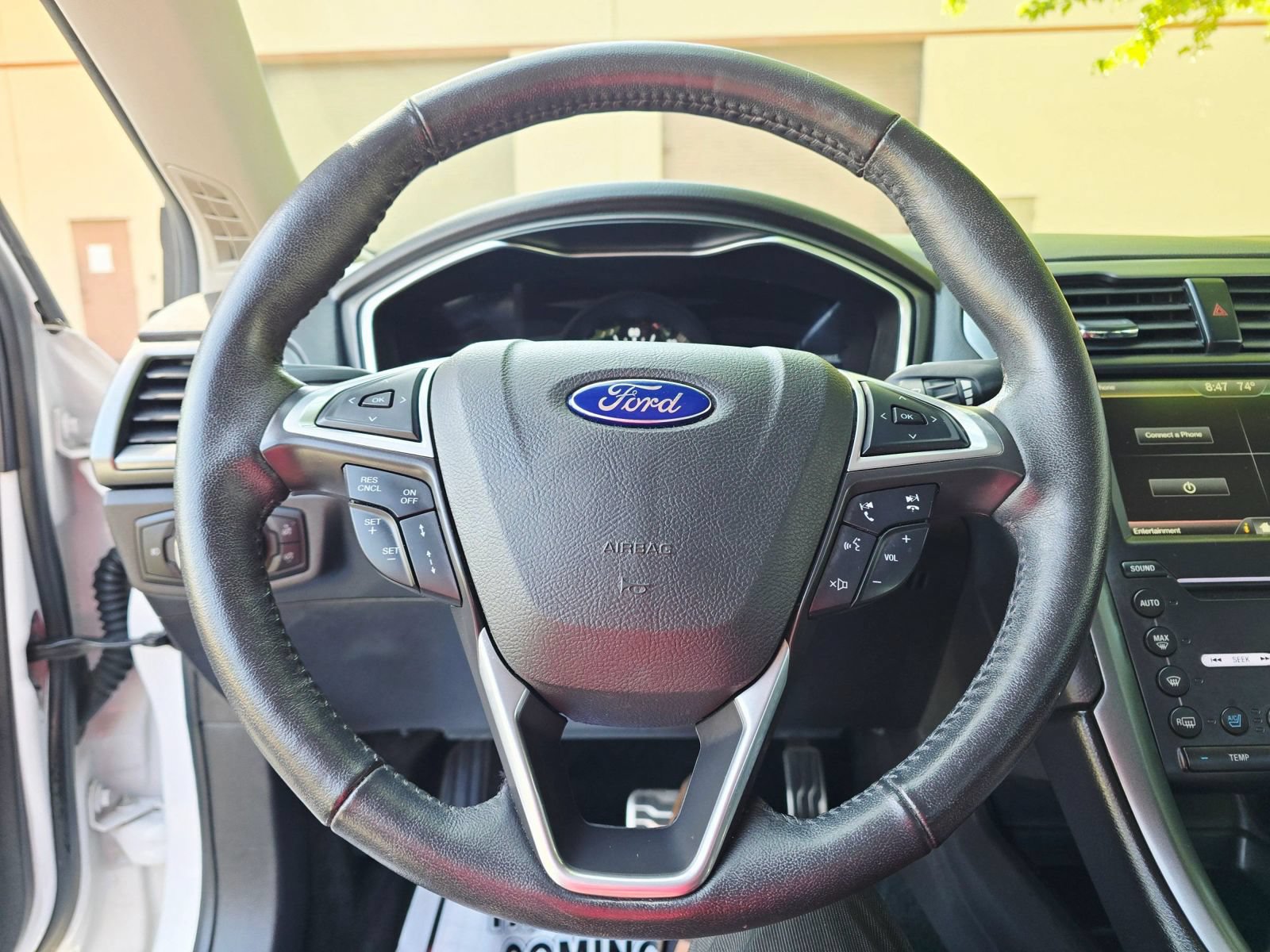 Used 2016 Ford Fusion Energi Titanium w/ Driver Assist Package FWD image 19