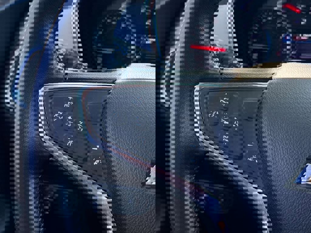 Used 2020 Chevrolet Equinox LT image 23