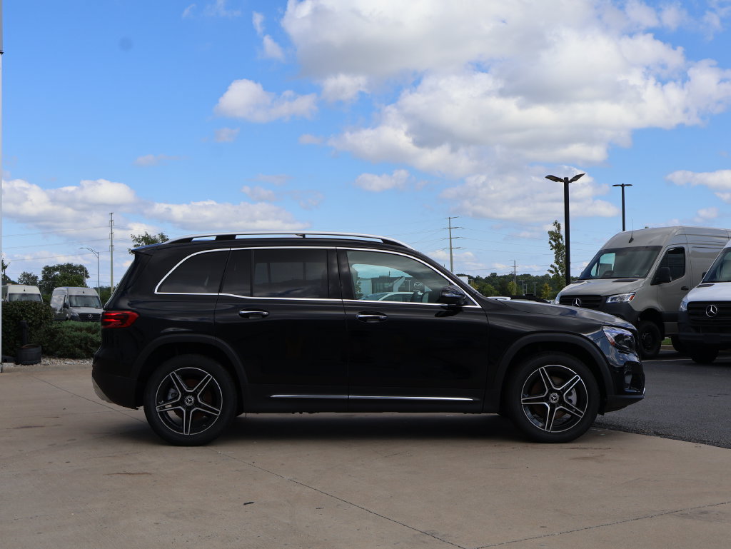New 2026 Mercedes-Benz GLB 250 4MATIC image 4