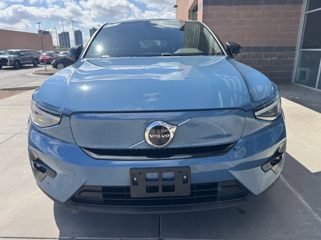 Used 2022 Volvo C40 P8 Recharge Ultimate image 8