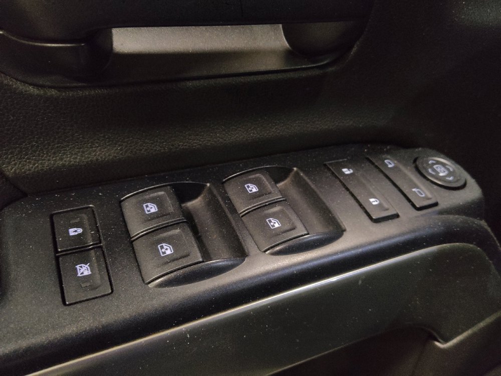 Used 2018 Chevrolet Silverado 1500 LT AWD/4WD image 27