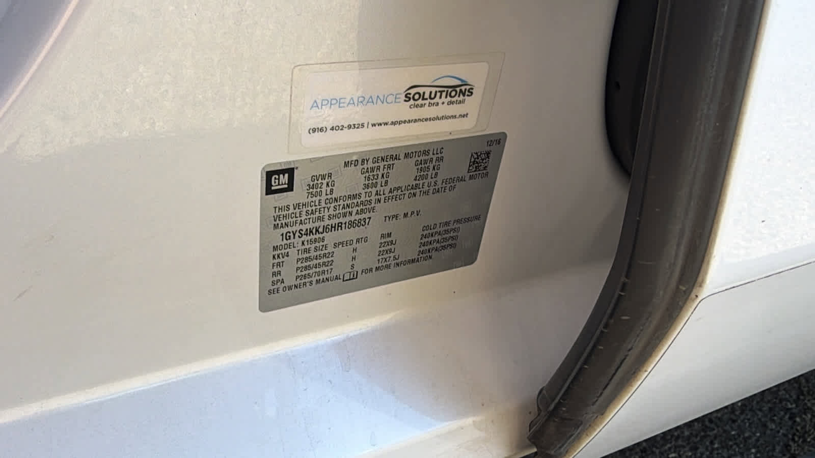 Used 2017 Cadillac Escalade ESV Platinum image 21