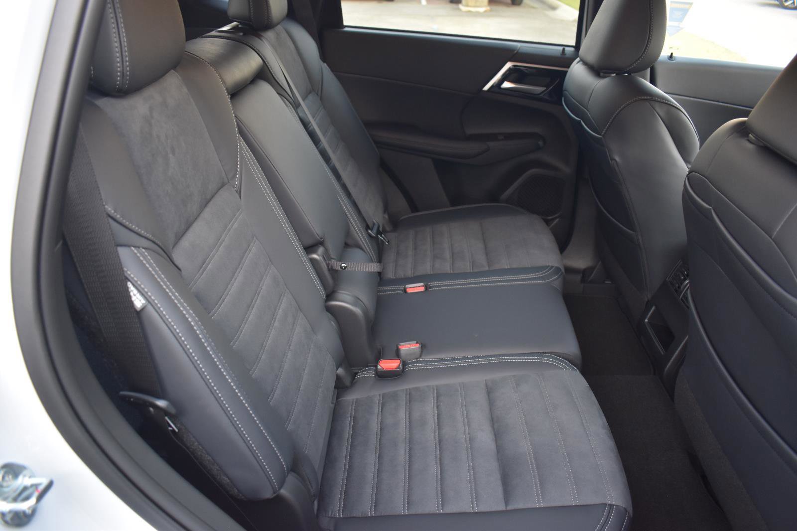 New 2026 Nissan Rogue SL image 55