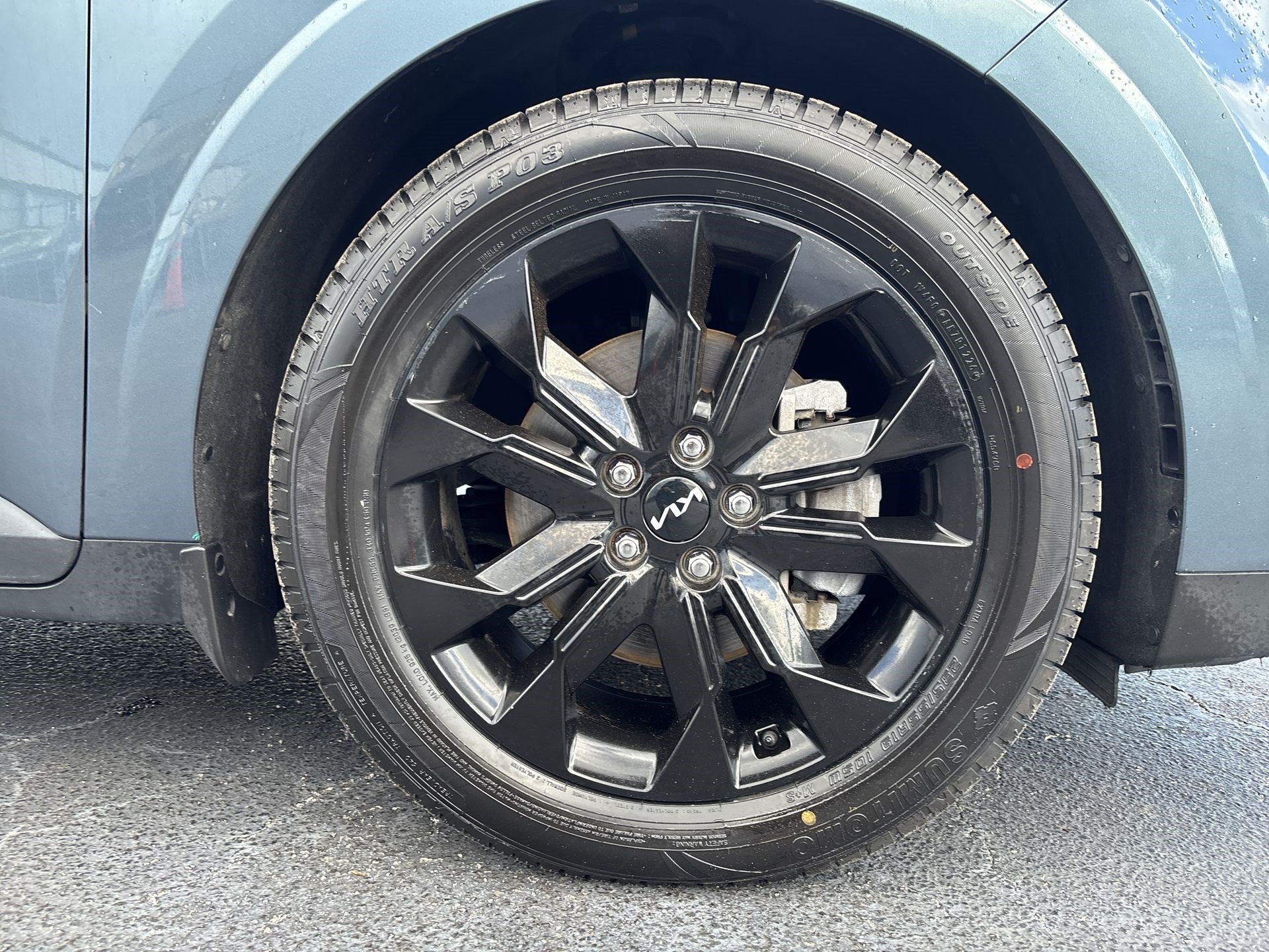Used 2023 Kia Carnival SX FWD image 18