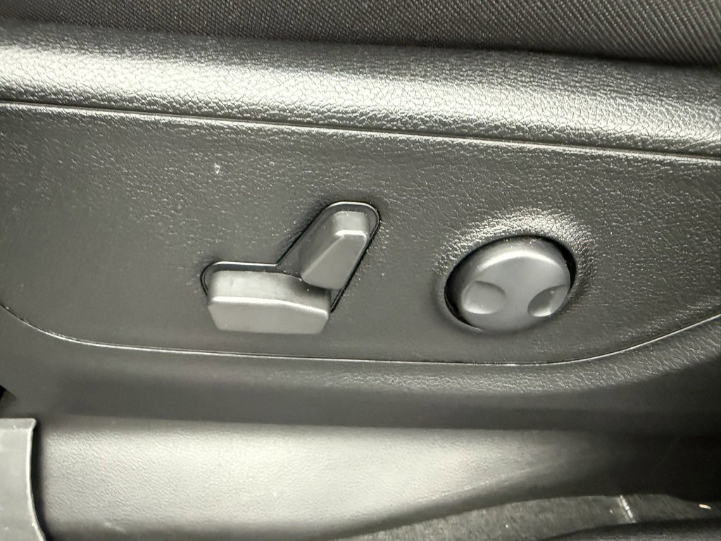 Used 2023 RAM 1500 Big Horn image 20