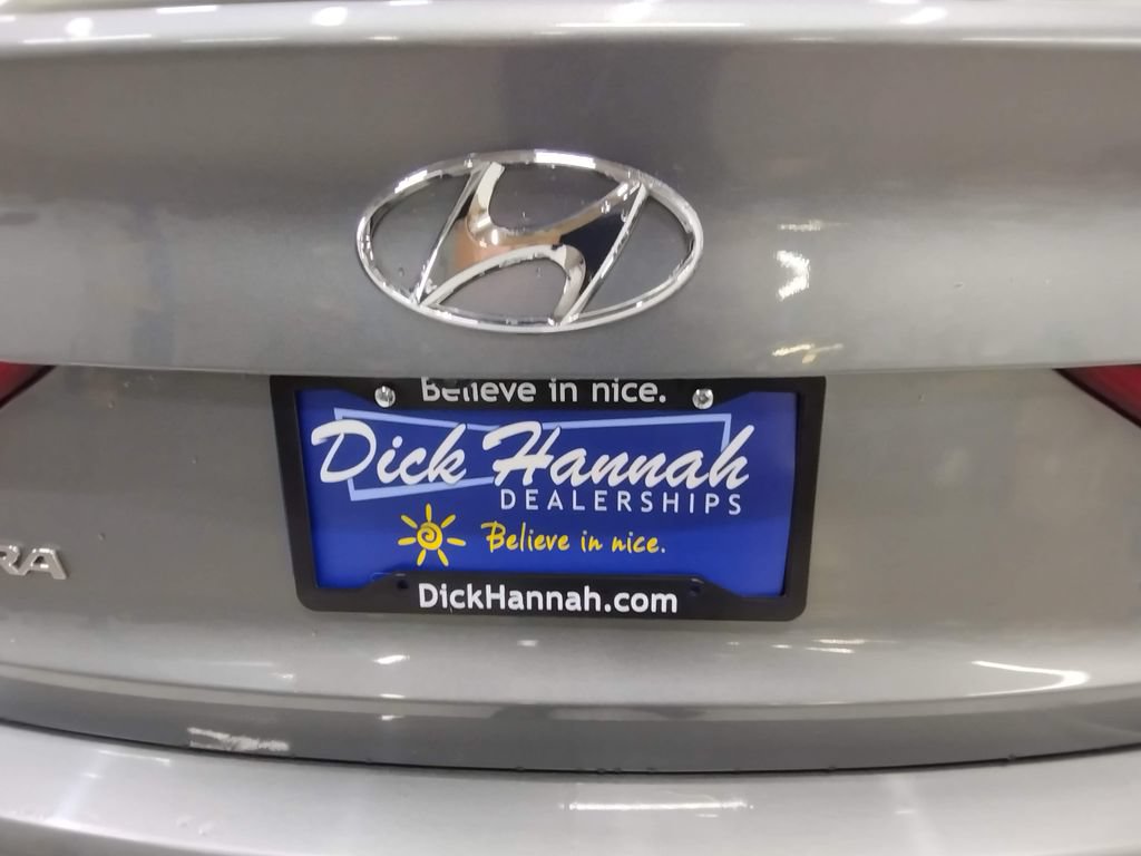 Used 2018 Hyundai Elantra Sport w/ Sport Premium Package 03 FWD image 17