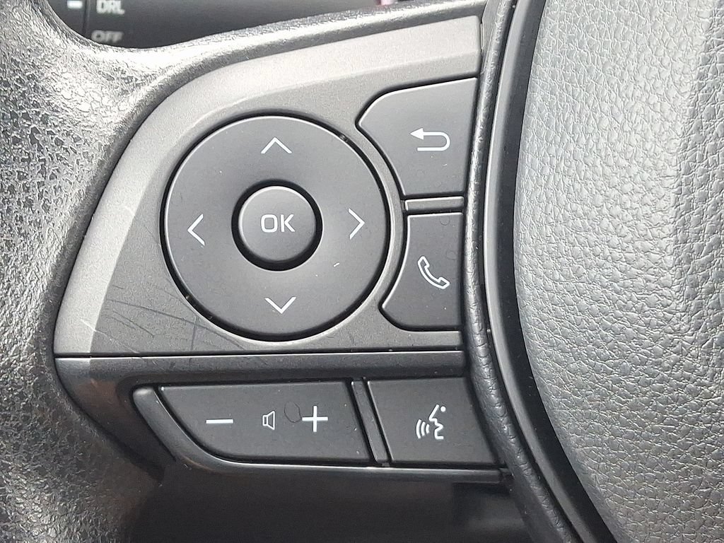 Certified 2023 Toyota RAV4 LE AWD/4WD image 21