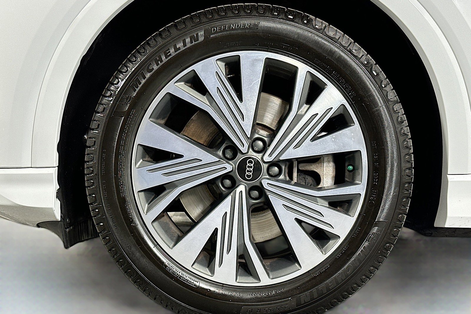 Used 2023 Audi Q4 e-tron Premium w/ Convenience Package image 11