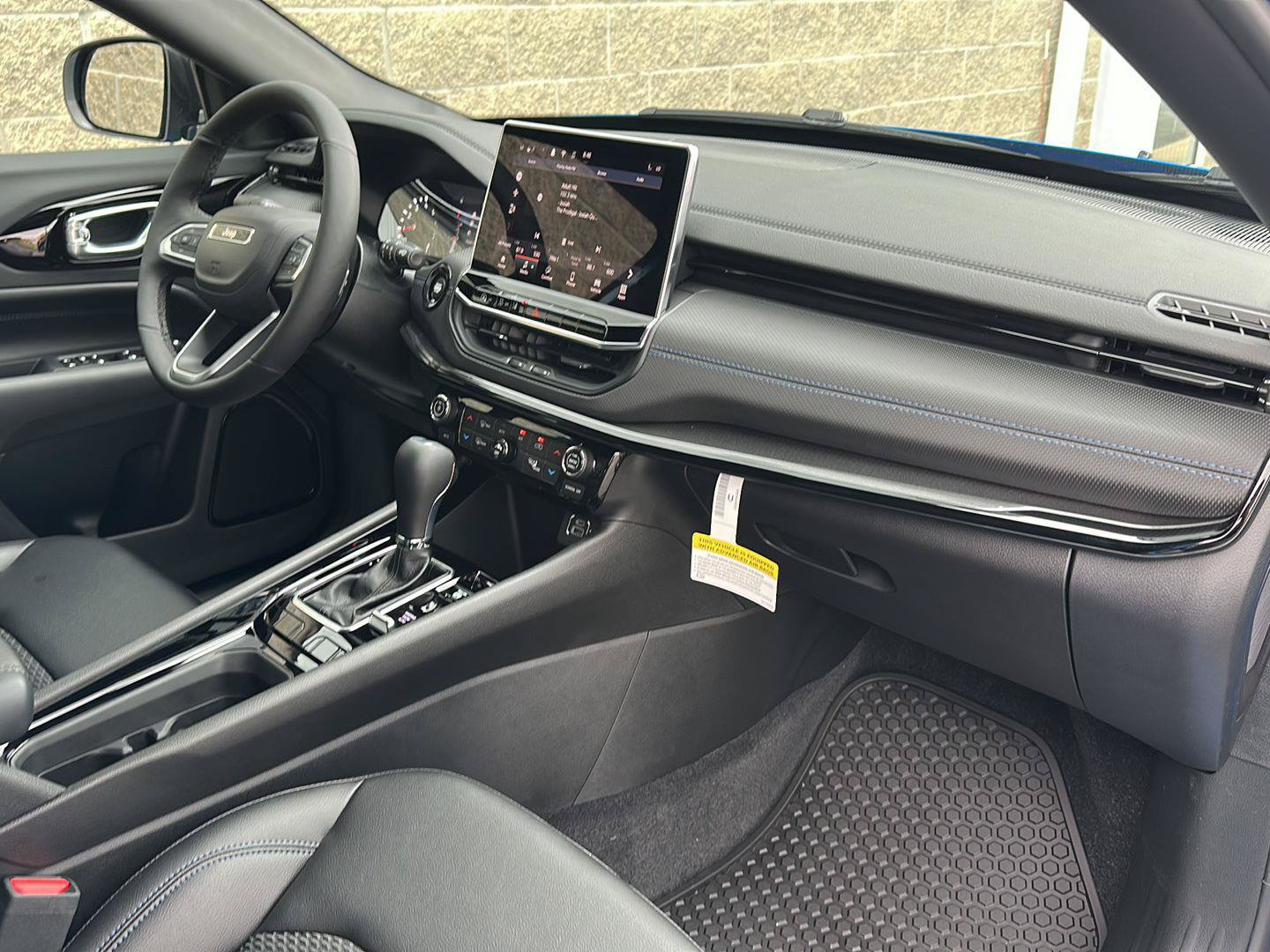 New 2026 Jeep Compass Latitude AWD/4WD image 19