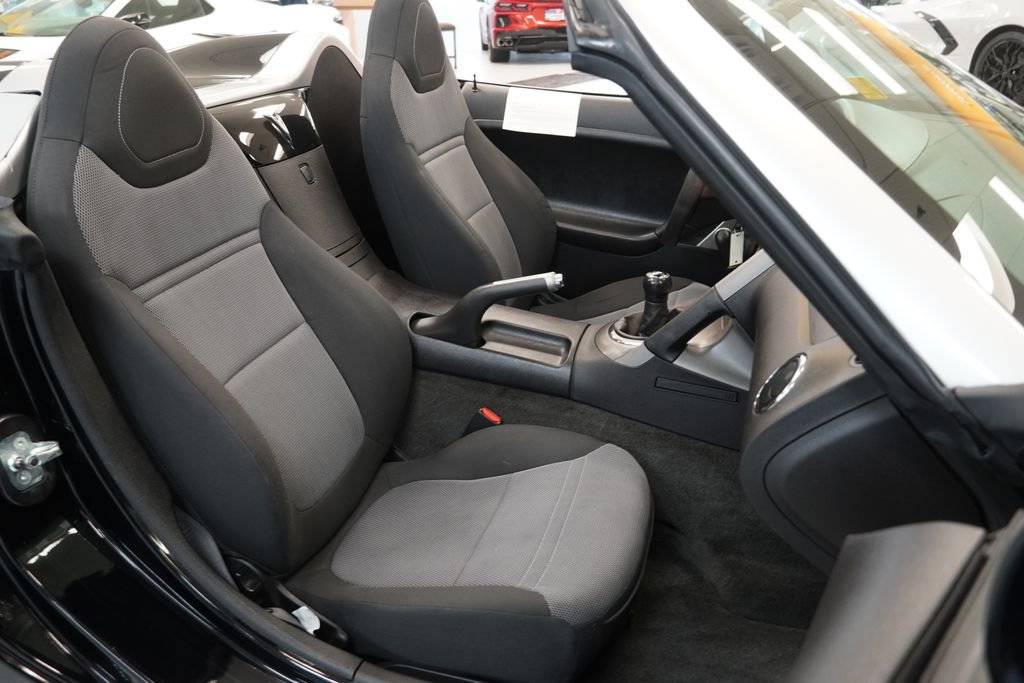 Used 2007 Pontiac Solstice Convertible RWD image 22