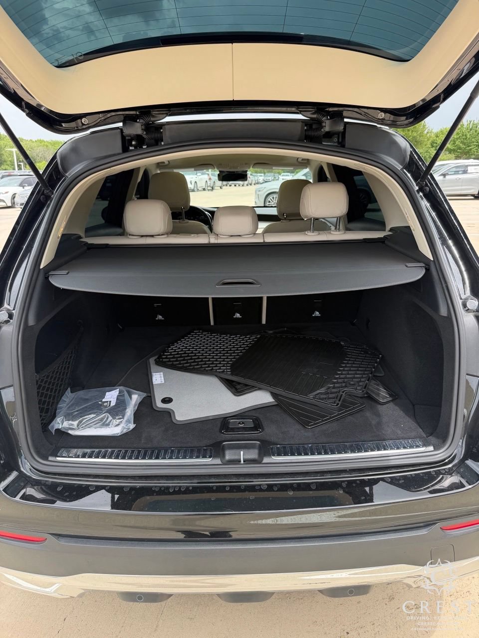 Used 2022 Mercedes-Benz GLC 300 w/ Premium Package Lite image 24