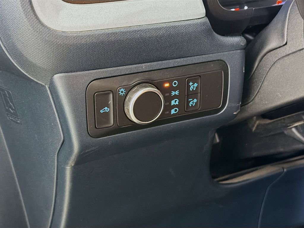 Used 2022 Ford Maverick Lariat w/ Lariat Luxury Package image 12