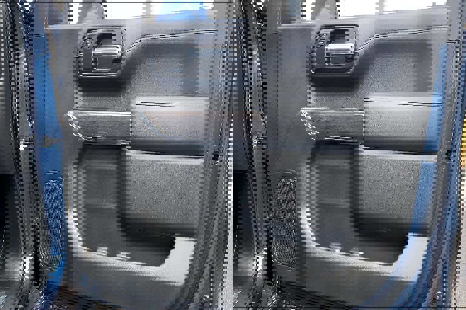 Used 2019 Chevrolet Silverado 1500 LTZ w/ LTZ Texas Edition image 23