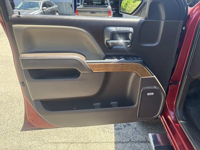 Used 2018 Chevrolet Silverado 1500 LTZ w/ LTZ Plus Package AWD/4WD image 20