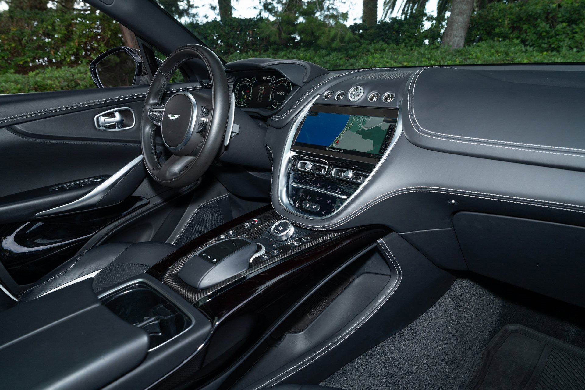 Used 2023 Aston Martin DBX 707 image 14