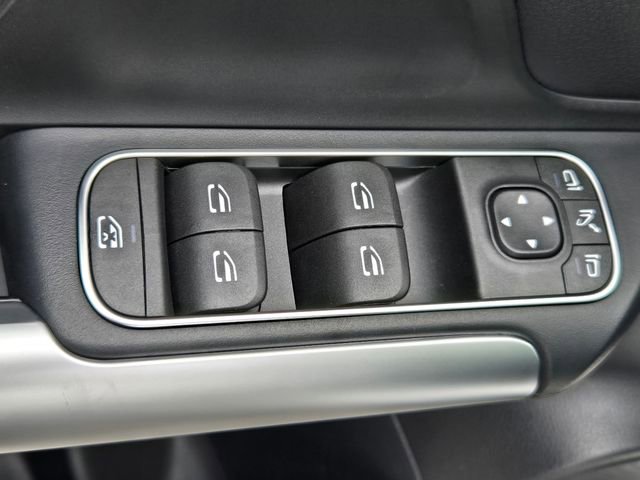 Certified 2025 Mercedes-Benz GLA 250 4MATIC image 18