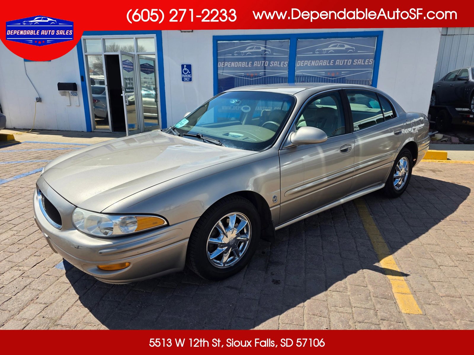 Used 2004 Buick Le Sabre Limited w/ Celebration Edition Package FWD image 1
