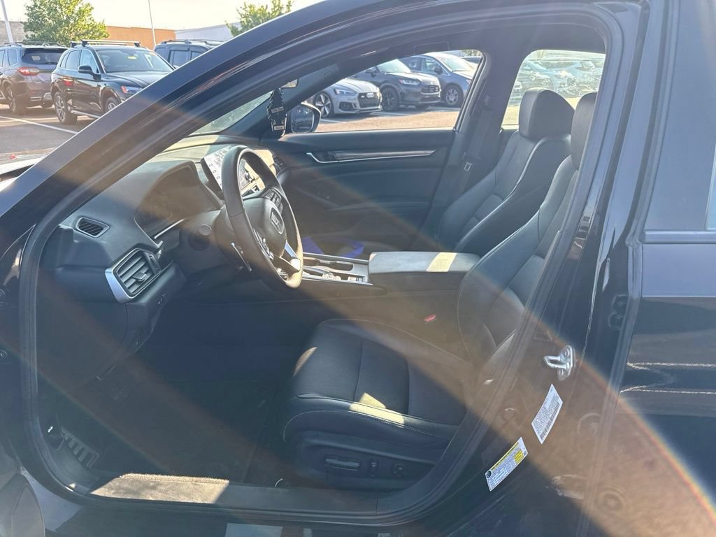 Used 2021 Honda Accord Sport image 13