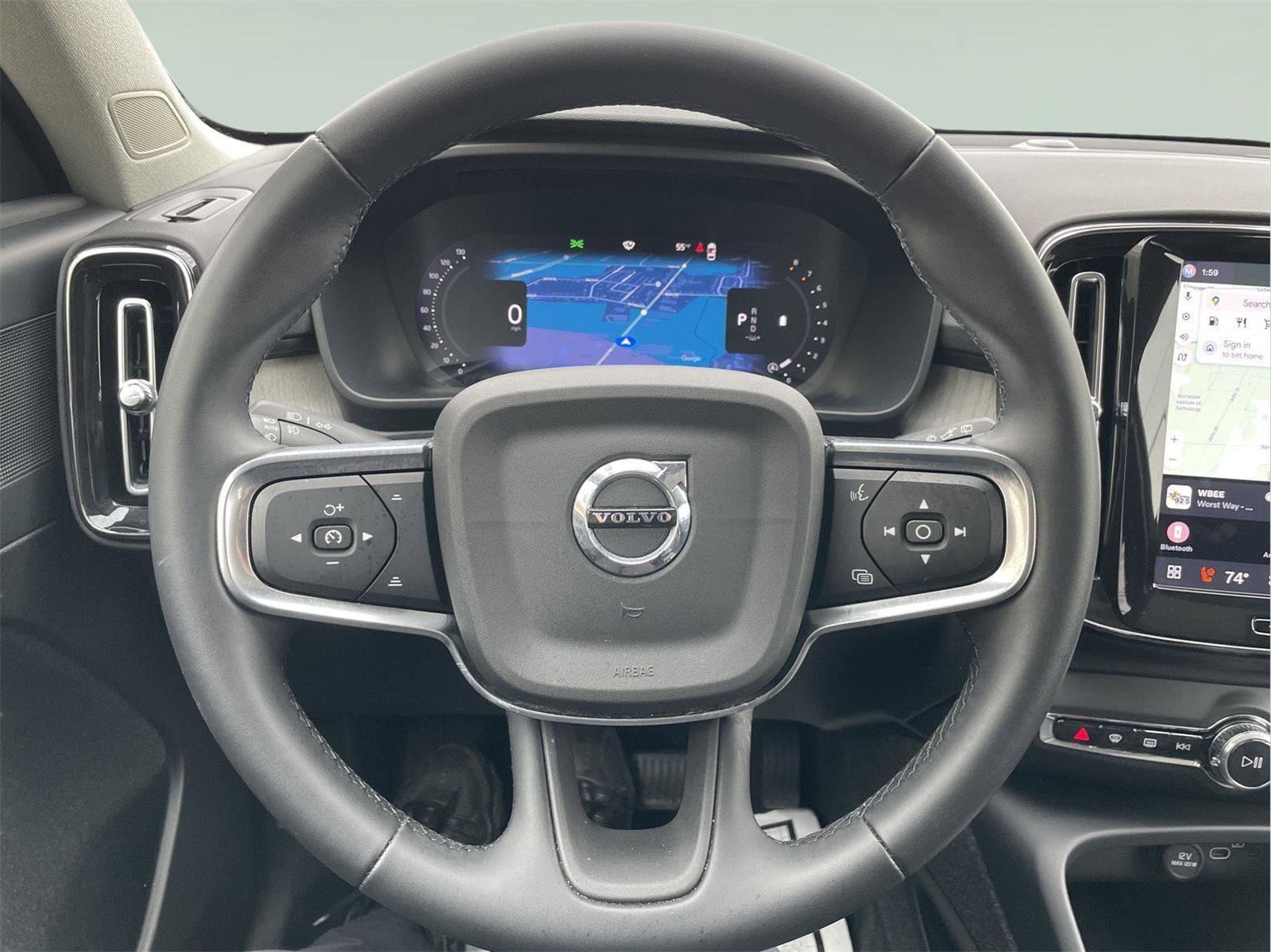 Used 2024 Volvo XC40 B5 Plus w/ Climate Package image 26