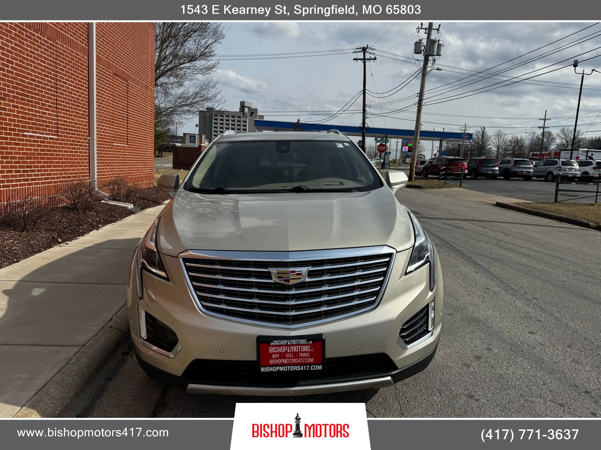 Used 2017 Cadillac XT5 Platinum w/ Driver Assist Package image 19