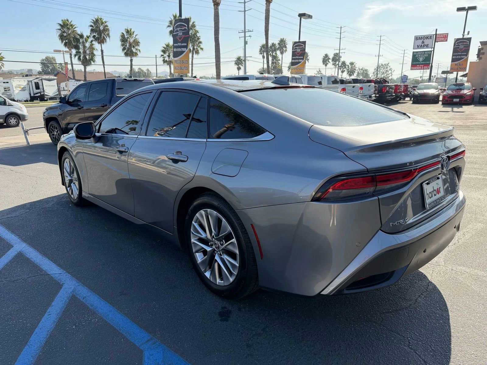 Used 2023 Toyota Mirai RWD image 6